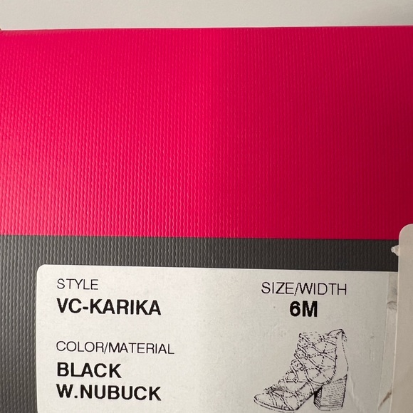 Vince Camuto - Picture 7 of 7